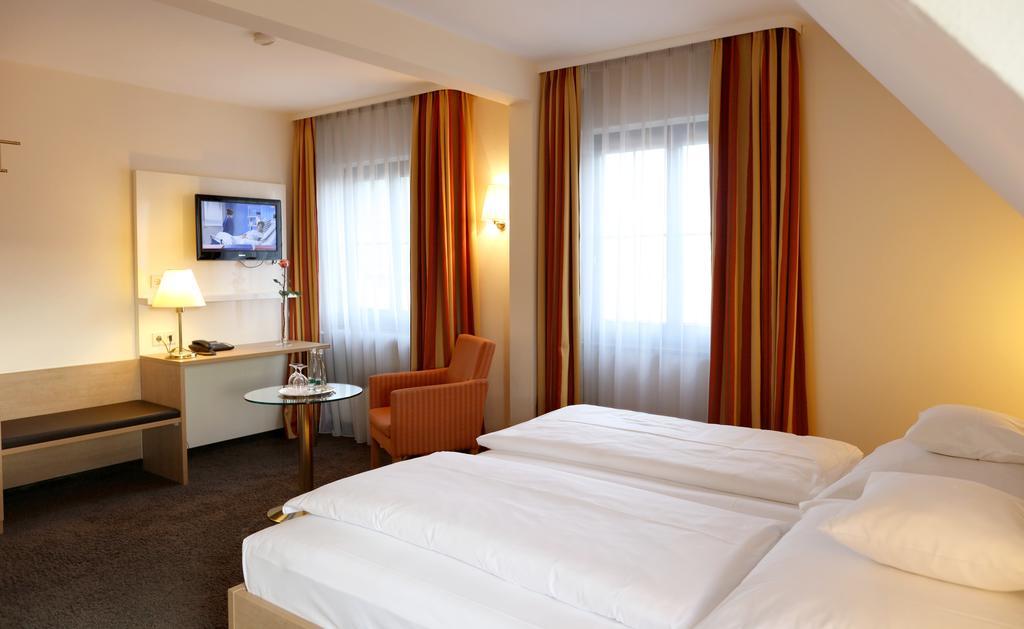 Hotel Warteck Freudenstadt Extérieur photo