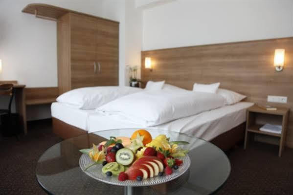 Hotel Warteck Freudenstadt Extérieur photo